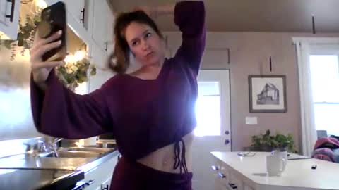 Snapshot of farmgirl__ chatting on 02-23-26, 03:42 FarmGirl and Daddy online show from 02-23-26, 03:42