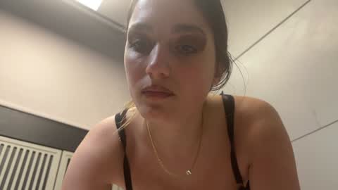 Snapshot of faseremx chatting on 12-07-24, 12:35 Gattino online show from 12-07-24, 12:35