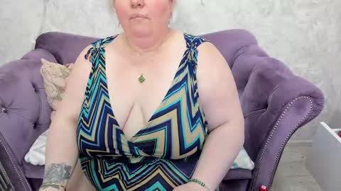 Snapshot of fashiona chatting on 01-30-25, 06:46 fashiona online show from 01-30-25, 06:46