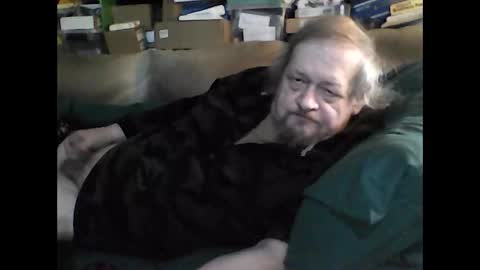 HoneyCumJuice4U online show from 10-28-25, 04:49