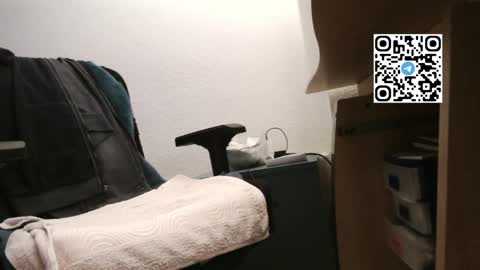Snapshot of fat_bubble chatting on 04-16-26, 06:09 Fat Bernd online show from 04-16-26, 06:09
