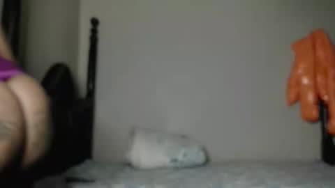 Winnie online show from 03-24-26, 03:50