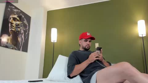 Snapshot of fatdick_1 chatting on 02-25-26, 07:12 M A T T E O online show from 02-25-26, 07:12