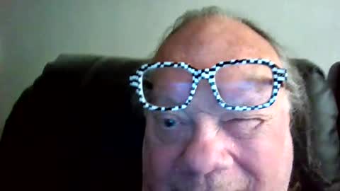Snapshot of fatfreddythecat chatting on 06-12-26, 05:12 Fred. online show from 06-12-26, 05:12