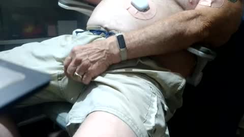 Snapshot of fatfreddythecat chatting on 07-10-26, 06:32 Fred. online show from 07-10-26, 06:32