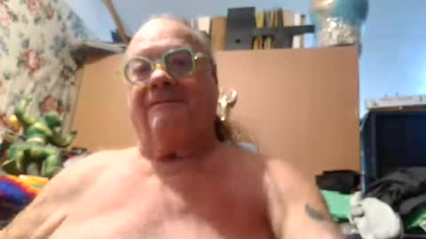 Snapshot of fatfreddythecat chatting on 07-12-26, 07:49 Fred. online show from 07-12-26, 07:49