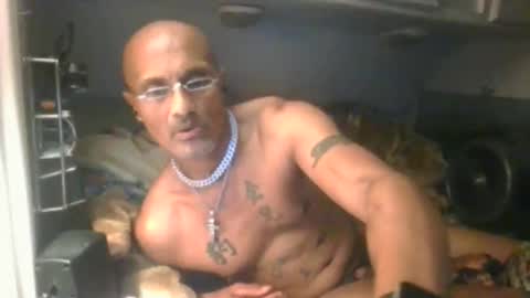 himthewholetime online show from 12-19-25, 07:04