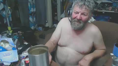 Fatman01 online show from 04-15-26, 03:46