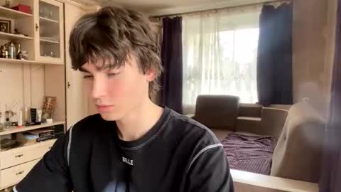 Faust online show from 10-03-25, 11:51