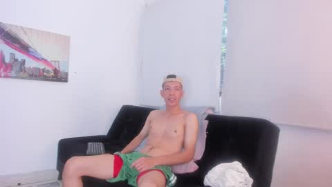 Snapshot of favel_gomez7 chatting on 01-08-25, 12:58 Favel Gomez online show from 01-08-25, 12:58