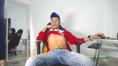 Snapshot of favel_gomez7 chatting on 01-14-25, 05:30 Favel Gomez online show from 01-14-25, 05:30