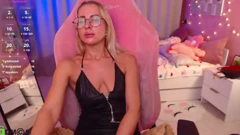 Fay online show from 07-28-26, 07:39