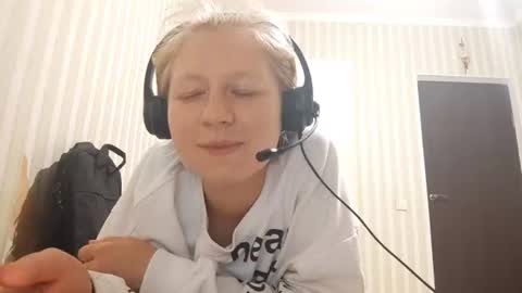 Snapshot of faymicale chatting on 06-16-26, 03:36 Jenny online show from 06-16-26, 03:36