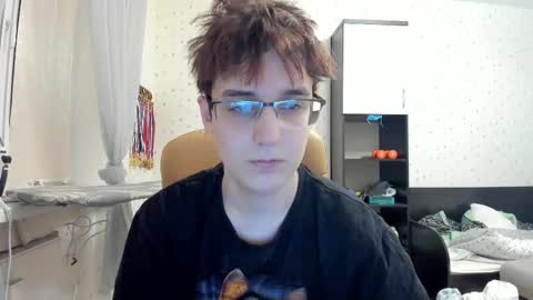 Snapshot of fckmikh chatting on 03-04-25, 05:45 Michael online show from 03-04-25, 05:45