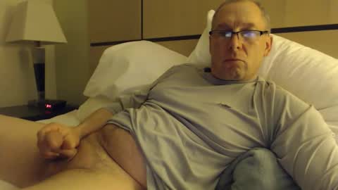 Snapshot of fdguy44 chatting on 04-11-26, 12:48 K online show from 04-11-26, 12:48