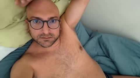 Snapshot of fede2985 chatting on 01-30-25, 08:32 Fede online show from 01-30-25, 08:32