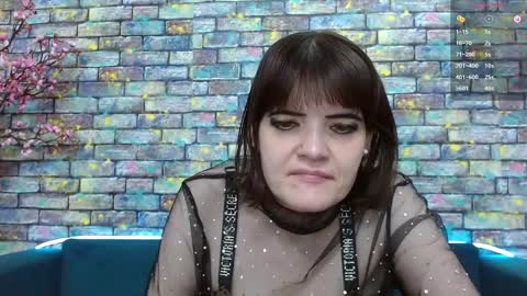 Snapshot of feelsgoodwoman chatting on 12-06-24, 09:24 Laura online show from 12-06-24, 09:24