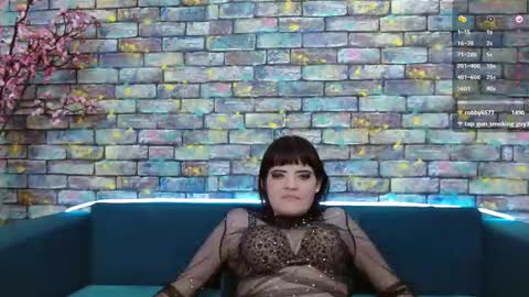 Snapshot of feelsgoodwoman chatting on 01-15-25, 11:51 Laura online show from 01-15-25, 11:51