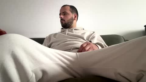 feet_fet online show from 12-07-24, 12:24