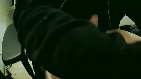 Snapshot of feetlover7878 chatting on 12-31-24, 03:31 feetlover7878 online show from 12-31-24, 03:31