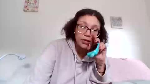 Snapshot of feetnymph chatting on 11-14-25, 04:49 Soley online show from 11-14-25, 04:49