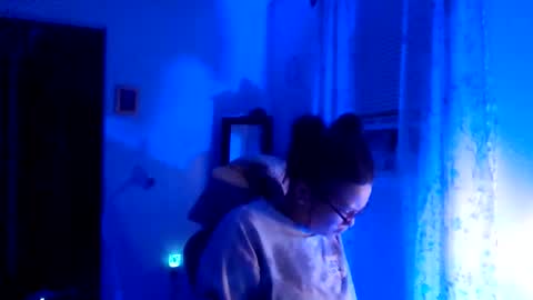 Soley online show from 12-17-25, 12:16