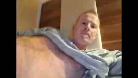 Snapshot of feetofflames26 chatting on 11-04-25, 07:46 Max online show from 11-04-25, 07:46