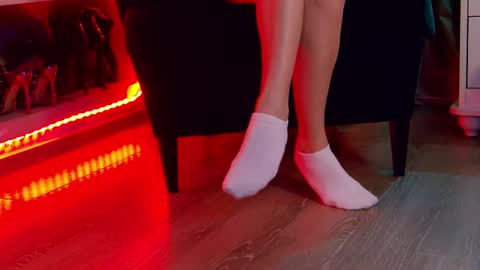 FeetVibe online show from 11-28-25, 08:28