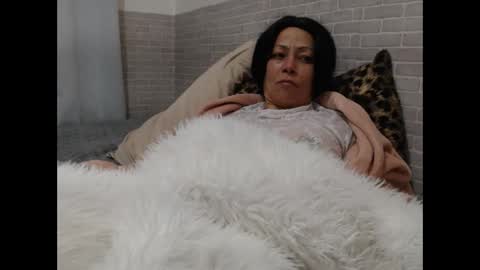 Snapshot of felina_hot chatting on 06-04-26, 04:51 Felina Hot online show from 06-04-26, 04:51