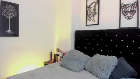 felina online show from 06-29-26, 05:46