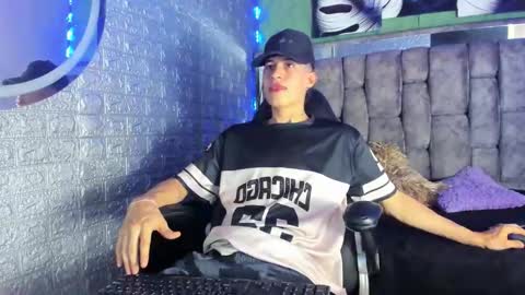 Snapshot of felipe_fiire chatting on 05-25-26, 08:15 felipe fiire online show from 05-25-26, 08:15