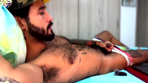 Snapshot of felix_candela chatting on 12-24-24, 04:11 Felix Candela online show from 12-24-24, 04:11