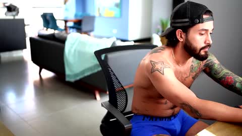 Snapshot of felix_candela chatting on 01-16-25, 05:01 Felix Candela online show from 01-16-25, 05:01