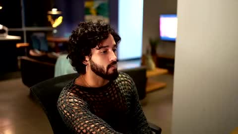 Snapshot of felix_candela chatting on 01-17-25, 04:49 Felix Candela online show from 01-17-25, 04:49