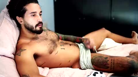 Snapshot of felix_candela chatting on 01-27-25, 05:26 Felix Candela online show from 01-27-25, 05:26