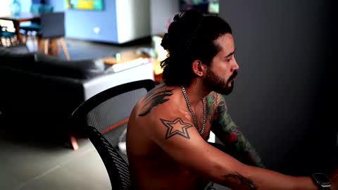 Snapshot of felix_candela chatting on 02-02-25, 01:41 Felix Candela online show from 02-02-25, 01:41