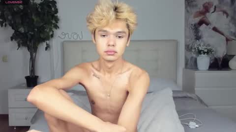 Felix online show from 09-18-25, 01:35