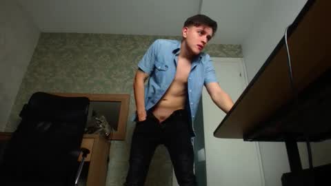 FelixStark online show from 10-17-25, 04:26