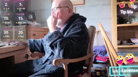 Adam online show from 09-26-25, 09:02