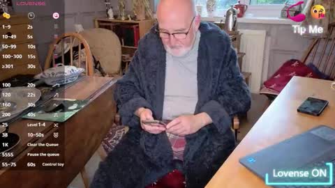 Adam online show from 10-31-25, 07:20