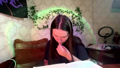 Snapshot of felvivalkitty chatting on 02-10-26, 07:07 Seva online show from 02-10-26, 07:07