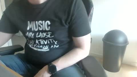 Snapshot of fem_alice_louis_dom chatting on 06-24-26, 02:27 fem_alice_louis_dom online show from 06-24-26, 02:27