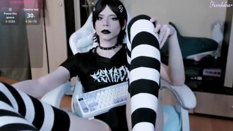 Snapshot of femalexa chatting on 06-01-26, 07:04 Alexa online show from 06-01-26, 07:04
