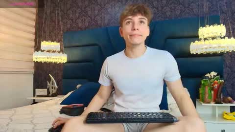 Femboy Max online show from 01-11-26, 11:48