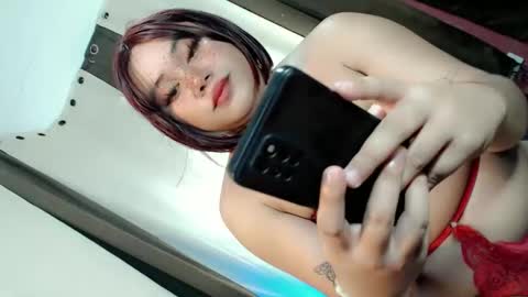 femboy_veronica online show from 10-11-25, 04:12