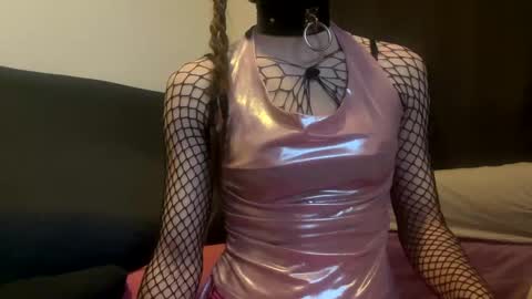 Snapshot of femboyhorse chatting on 01-21-25, 12:46 Femboyhorse online show from 01-21-25, 12:46