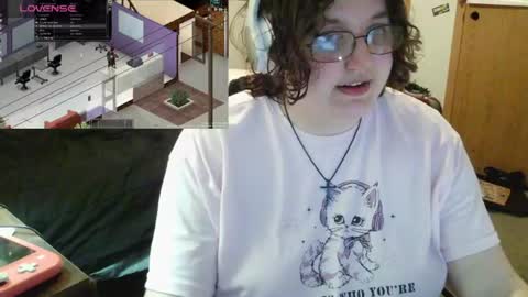 Snapshot of femcelsam chatting on 06-29-26, 02:18 femcelsam online show from 06-29-26, 02:18