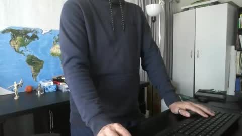 femdomsubby online show from 12-04-24, 10:41