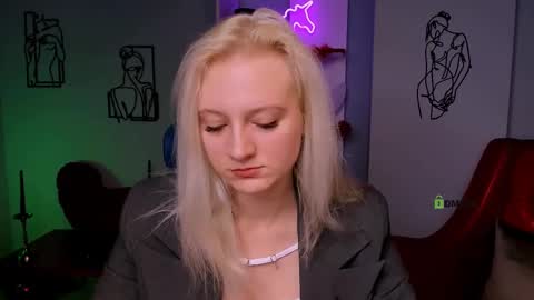 Snapshot of femida_love chatting on 03-12-25, 08:41 Femida online show from 03-12-25, 08:41