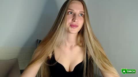 Femke online show from 09-27-25, 07:08